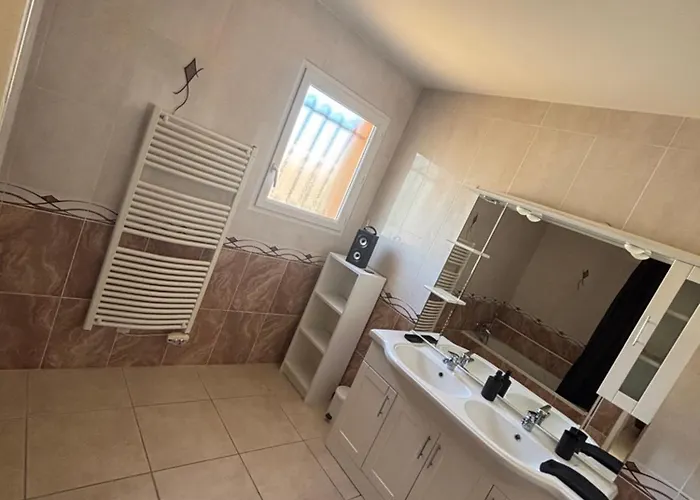 Grande Maison Au Grau D Agde Villa