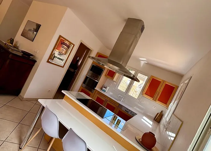 Grande Maison Au Grau D Agde Villa